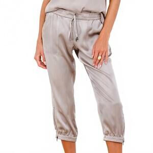 NEW GO BY GO SILK go luxe parachute capri pants in sand